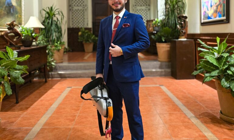 Dom Gelvez – Event Violinist