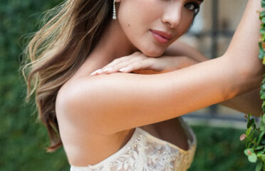 Secanara Hands hair and makeup service