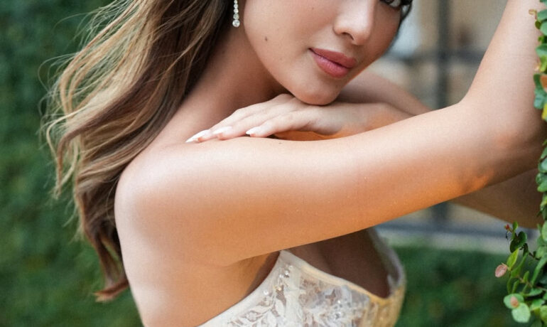 Secanara Hands hair and makeup service