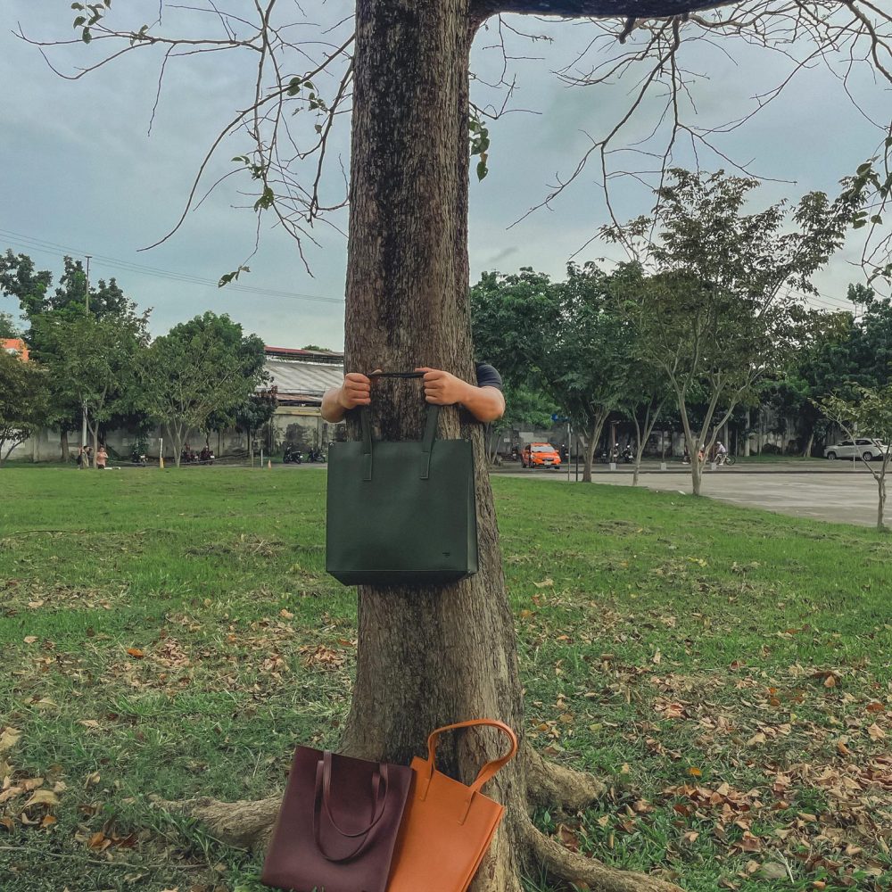 Wallnut with Love (11)