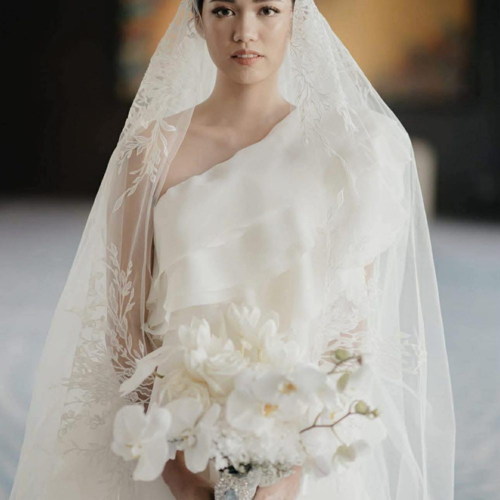 White Mannequin (11)